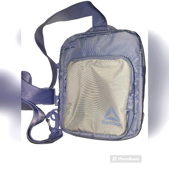 Reebok Crossbody Sling Bag - Picture 1 of 9